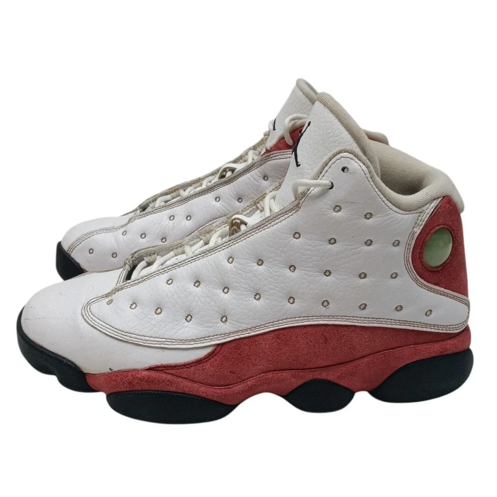 Jordan 13s Chicago Bulls Edition 414571-122 Red & White / Size‎ 9.5